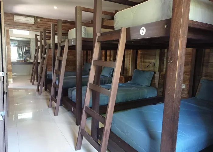Wehus Sports & Bar Hostal